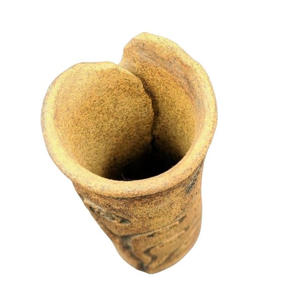 Studio Art Pottery Vase Volcano Hawaii Artist Signed Tall Hand Made Rustic 8.75" - Picture 10 of 11